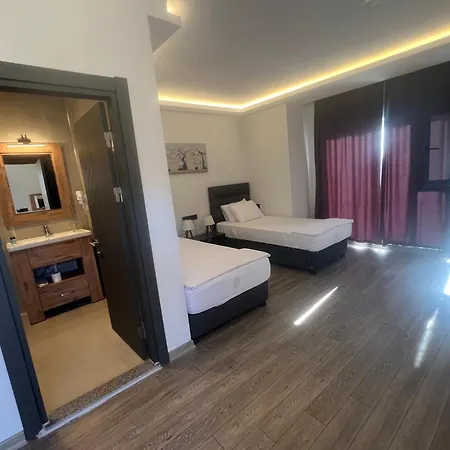 Hotel Tolstoy'un Bisikleti *