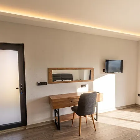 Tolstoy'un Bisikleti İmroz