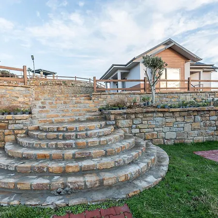 Tolstoy'un Bisikleti 호텔 İmroz